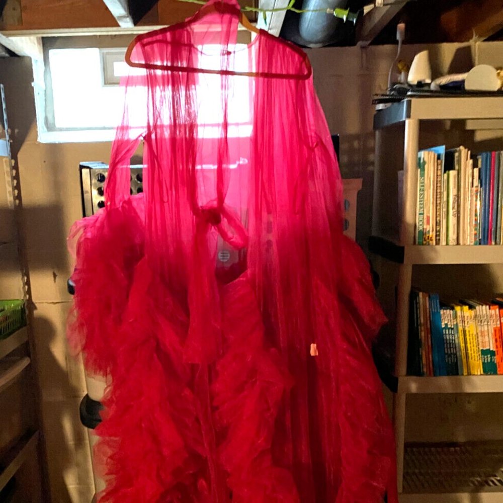 Red Maternity Gown Tulle Ruffle Robe Size XL
